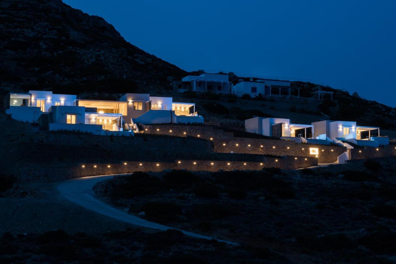 Theros Luxury Villas Damatria Exterior photo