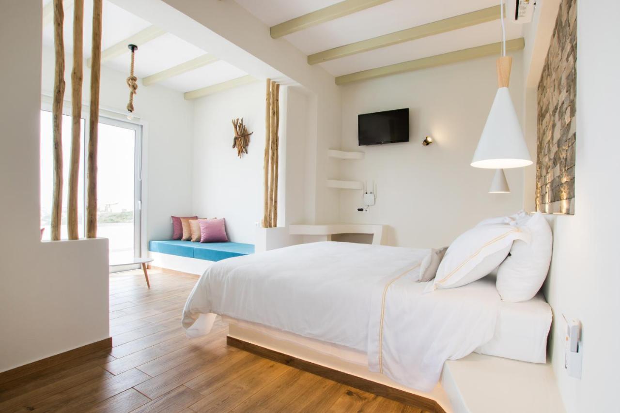 Theros Luxury Villas Damatria Exterior photo